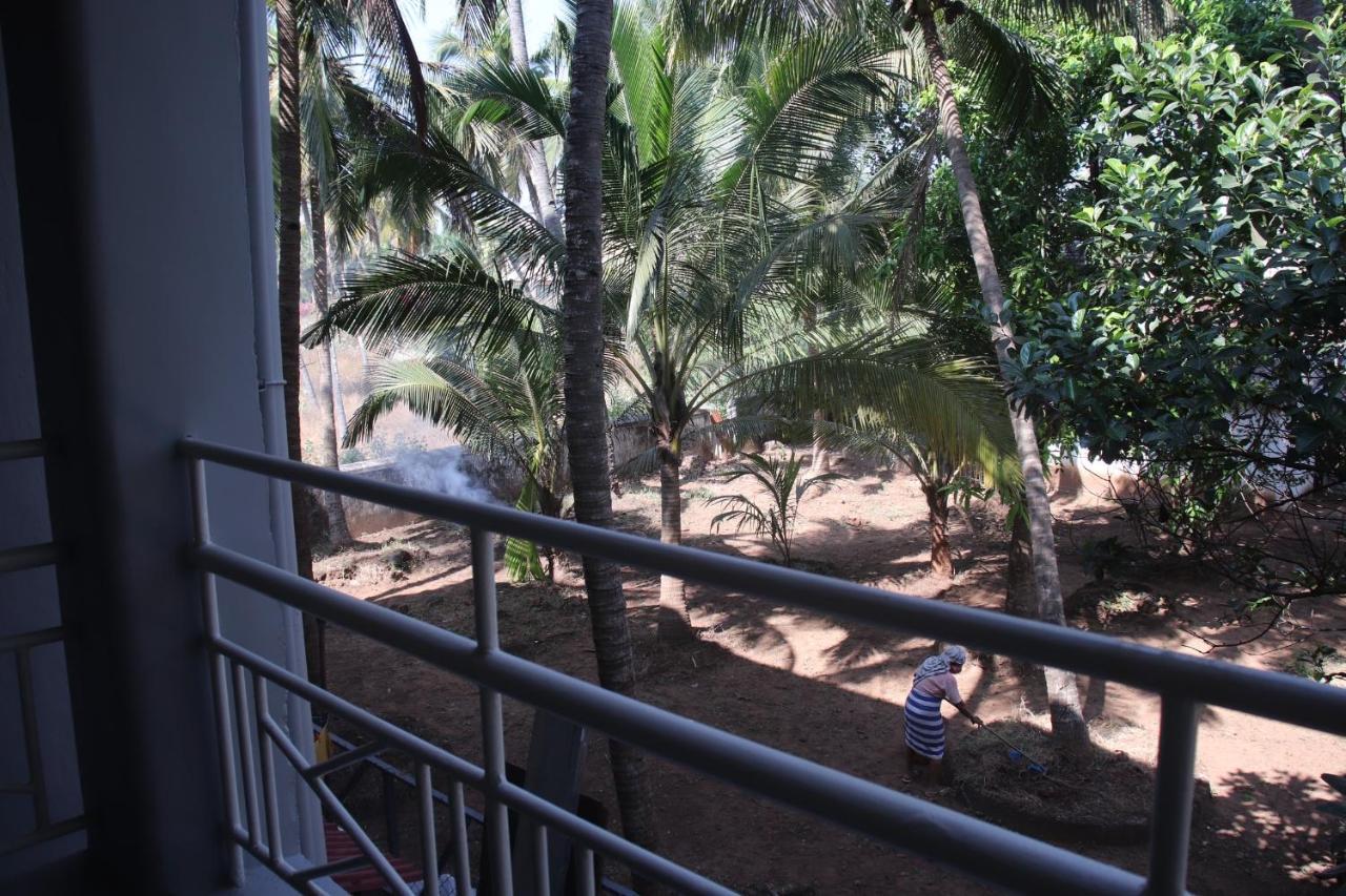 Peravel Beach Holiday Home Candolim Bagian luar foto