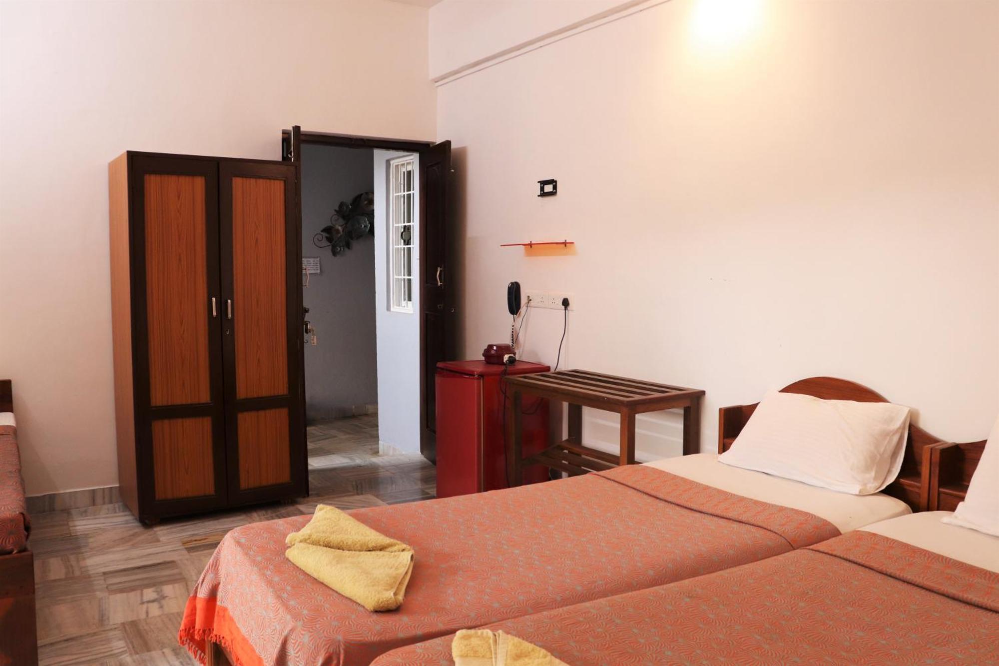 Peravel Beach Holiday Home Candolim Bagian luar foto