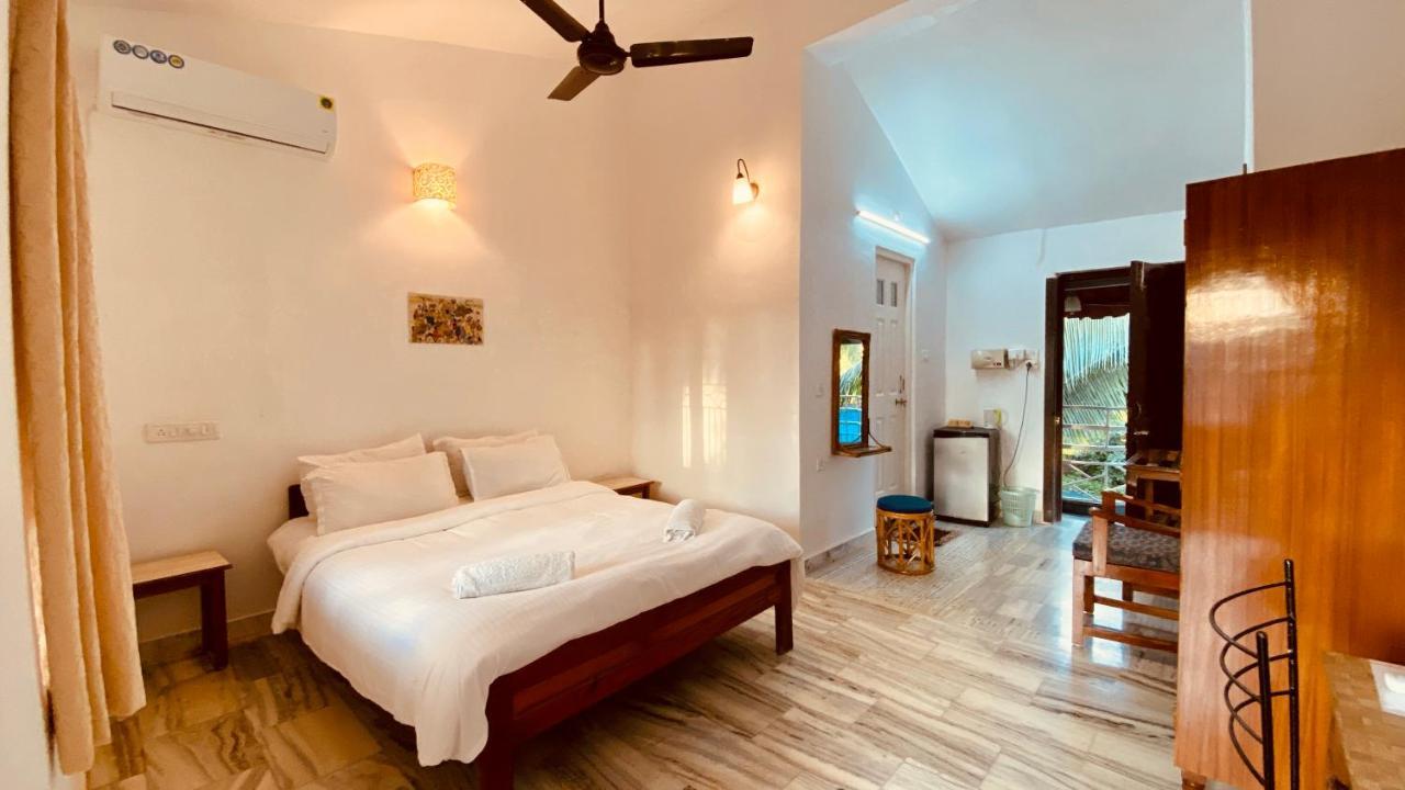 Peravel Beach Holiday Home Candolim Bagian luar foto