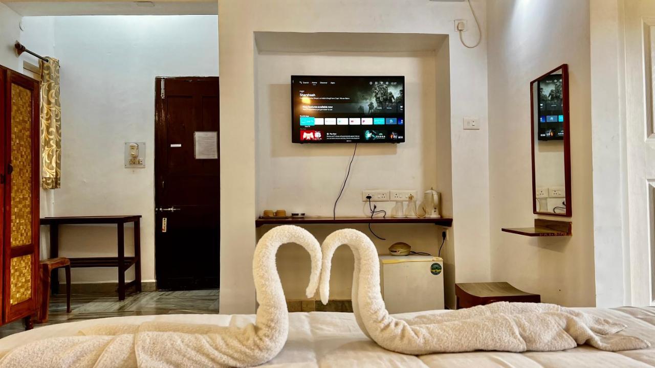 Peravel Beach Holiday Home Candolim Bagian luar foto