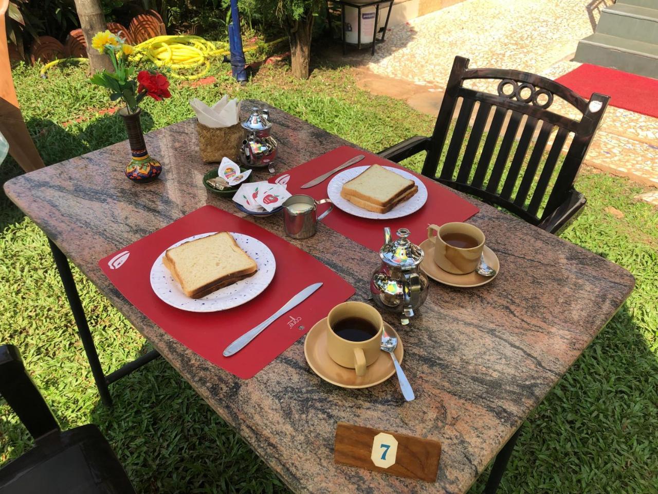 Peravel Beach Holiday Home Candolim Bagian luar foto