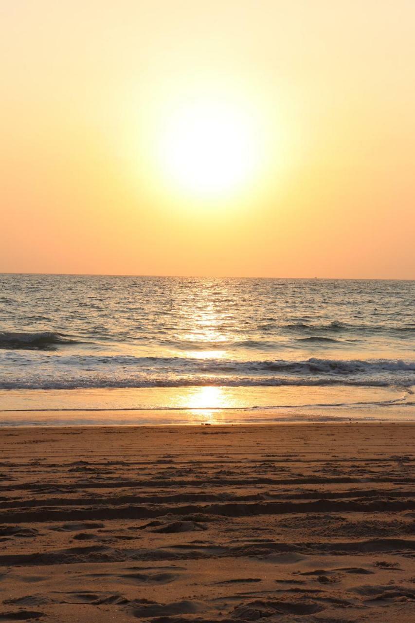 Peravel Beach Holiday Home Candolim Bagian luar foto