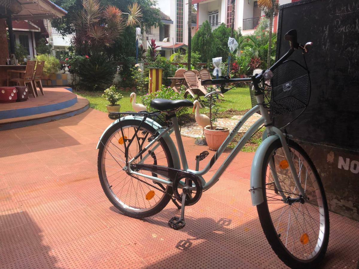 Peravel Beach Holiday Home Candolim Bagian luar foto